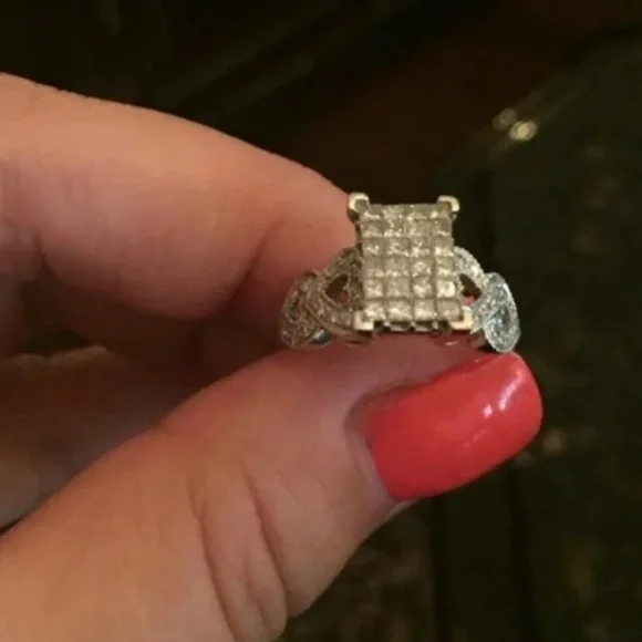 Magnificent! *ESTATE* 14k WG Natural Diamond Heart Cluster Cocktail Ring - Picture 11 of 16